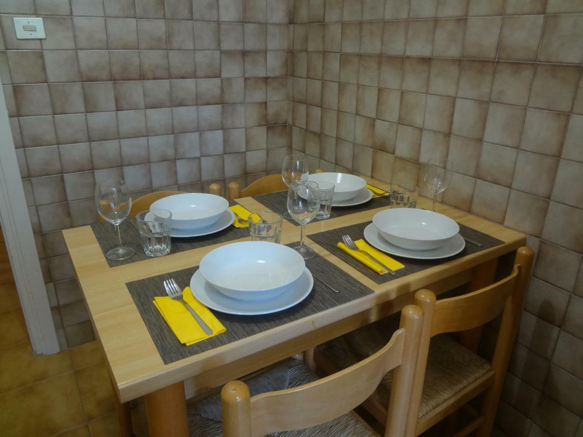 Accademia Apartment Ливорно Экстерьер фото